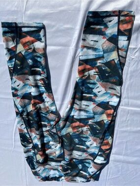 Ododos Multicolor Abstract Performance Leggings